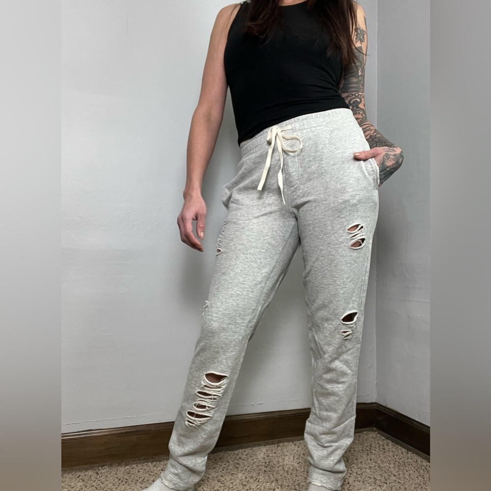ALO Yoga Gray Distressed Joggers